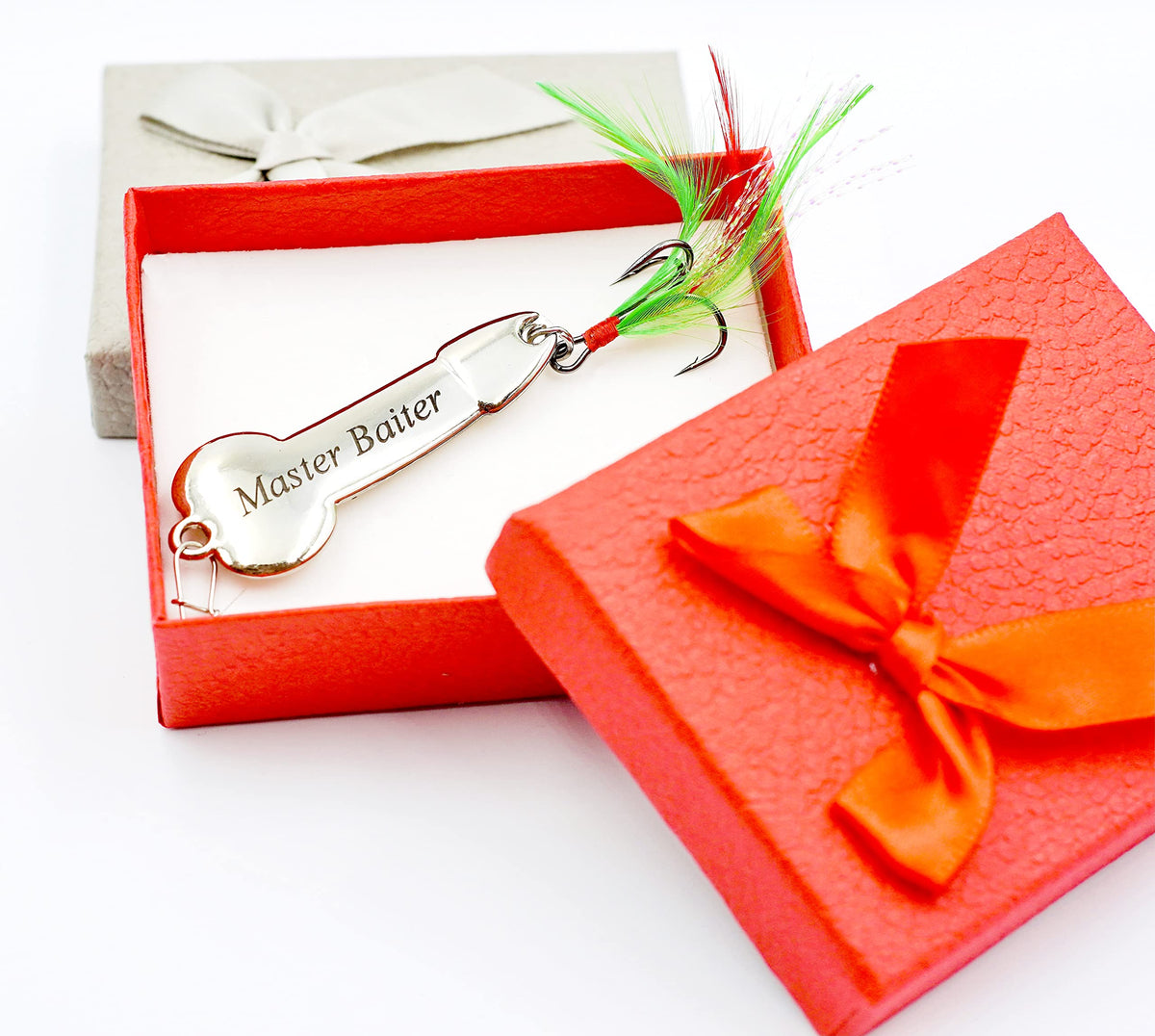 Aartedesign Fishing Buddy Gift Box, premium packaging ideal for gifting.