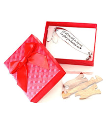 Aartedesign gift box packaging for premium lure, ready to give