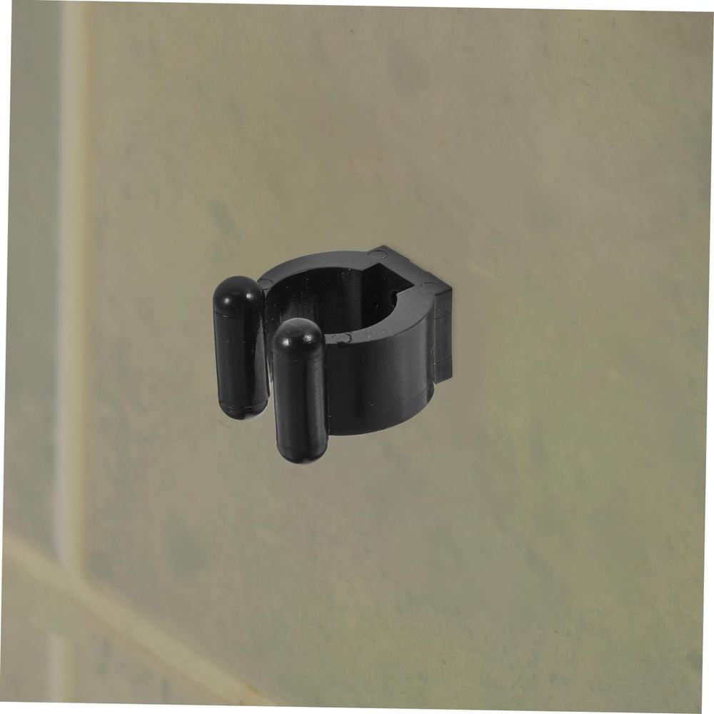 versatile clip set supports multiple rods or cues for easy access