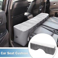 A ABSOPRO car mattress on the rear seat enables relaxed travel naps.