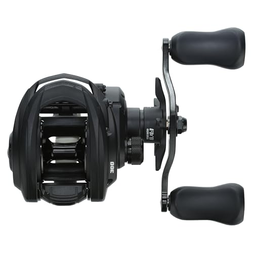 Abu Garcia Max Predator LP gear mechanism reveals robust brass gears.