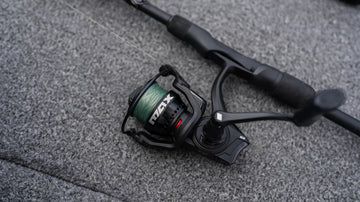 Abu Garcia Max SX stainless bearings withstand repeated use for durability.