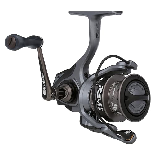 Abu Garcia Revo SX in-hand demonstrates comfortable grip during long casts.