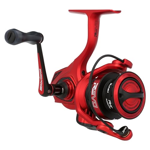 Close-up of bail and rotor on Revo Rocket highlighting smooth cranking.