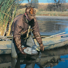 AC ALLEN decoy gloves in Realtree Max-5 camo for covert field wear and concealment.