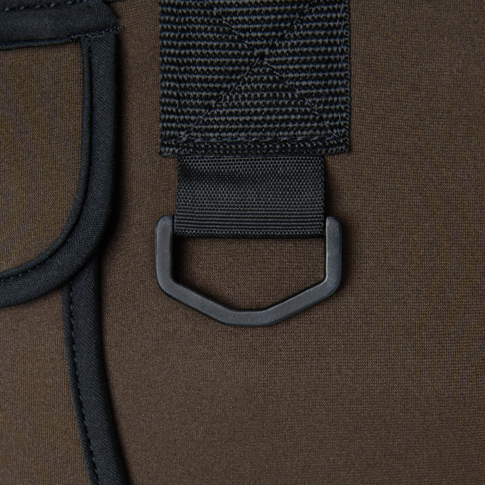 AC ALLEN Rock Creek waist belt helps stabilize gear during casting.