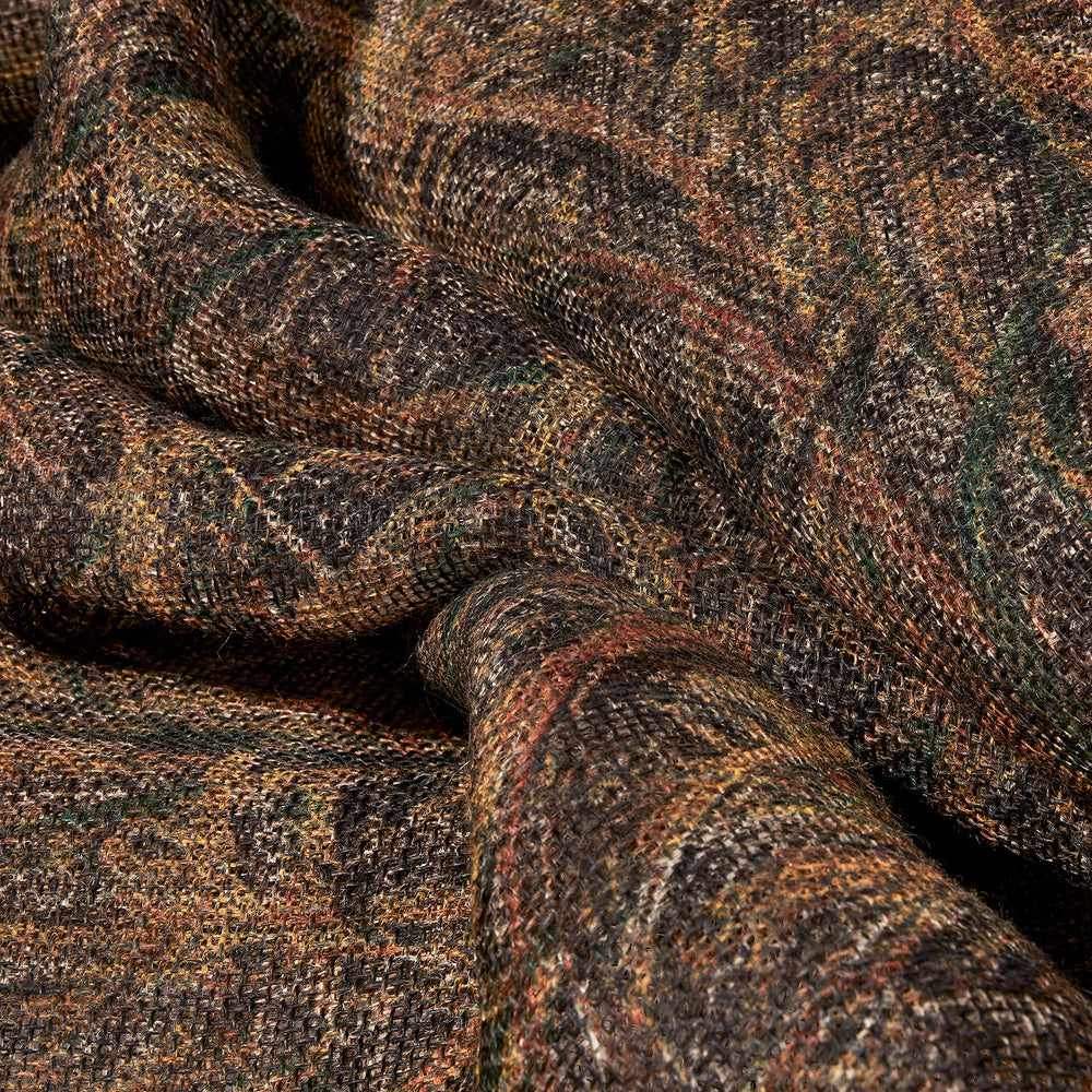 AC ALLEN Vanish breathable, noiseless burlap fabric for quiet waits.