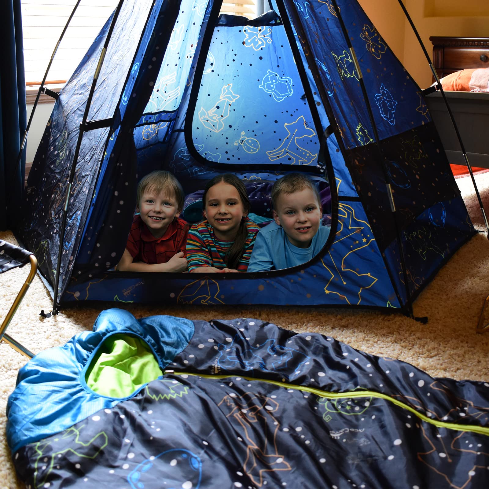 AceCamp cotton flannel interior feels soft and cozy.