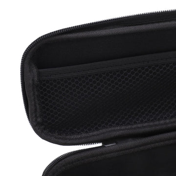 Acouto interior organization net separates items for quick access.