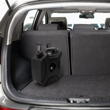 Acshio motorcycle-compatible water tank designed for versatile vehicle use.