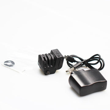 Built-in Li-ion battery powers the laser for on-the-go sessions.