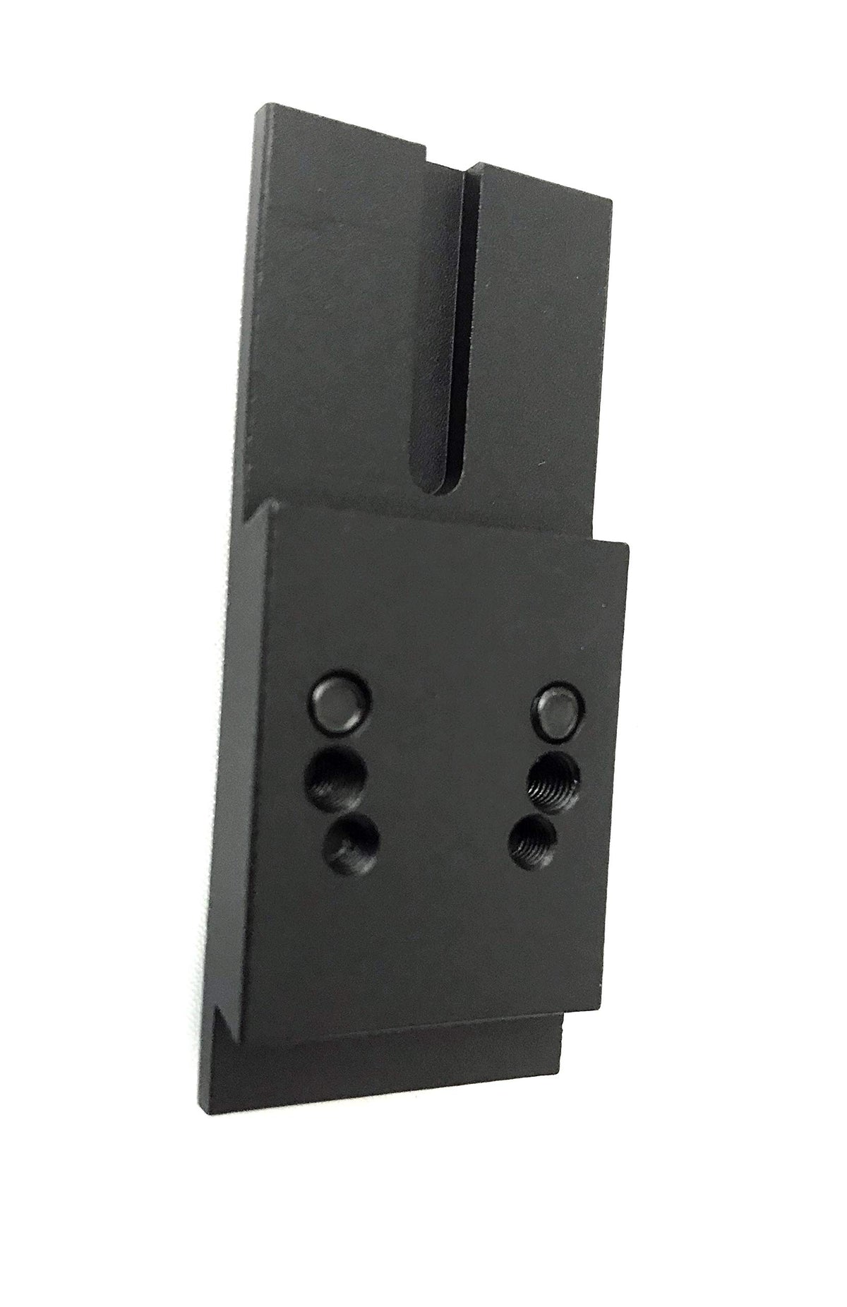 Ade Advanced Optics red dot mounting base on Ruger SR9 for fast target engagement