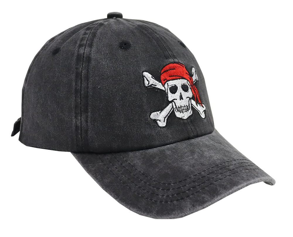 Adjustable washed cotton cap with skull bone motif
