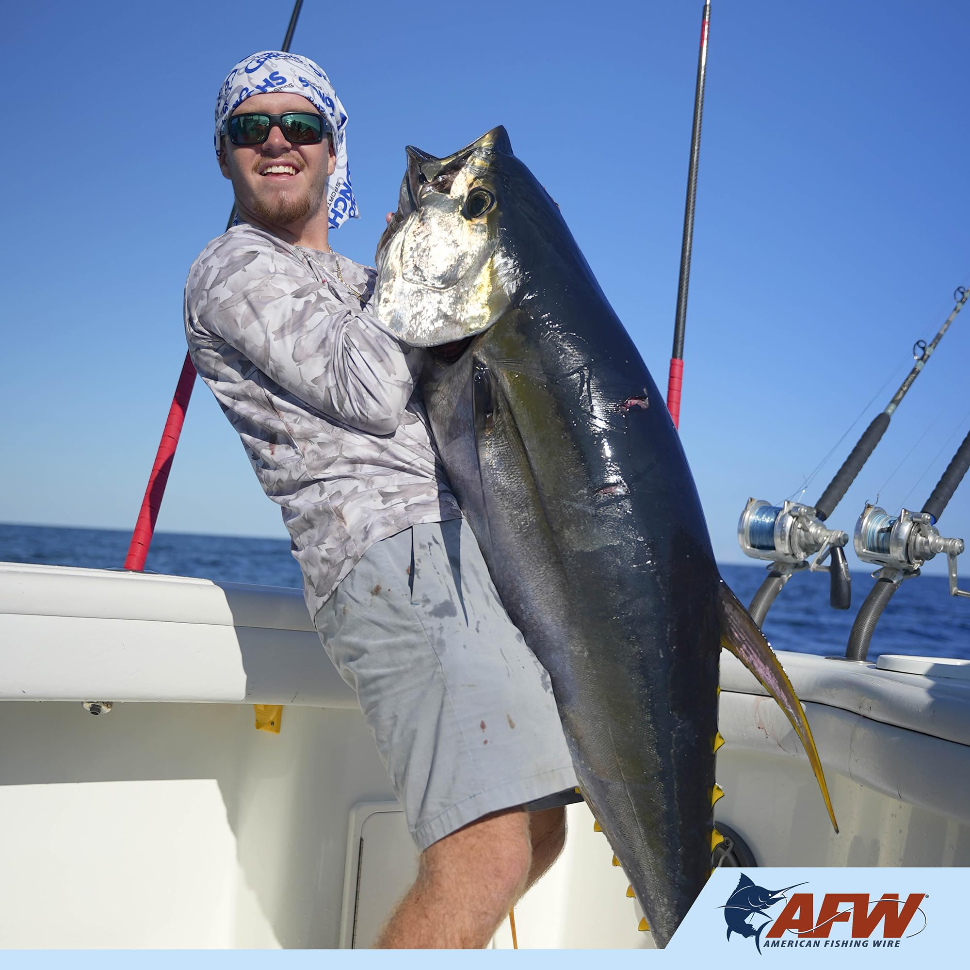 AFW waxed floss in saltwater scene highlights abrasion-resistant durability