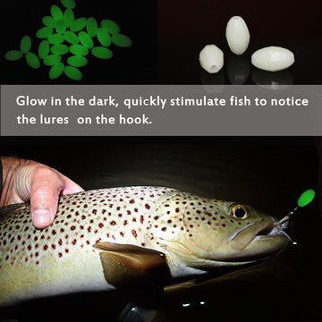 Saltwater fishing rig with glow beads