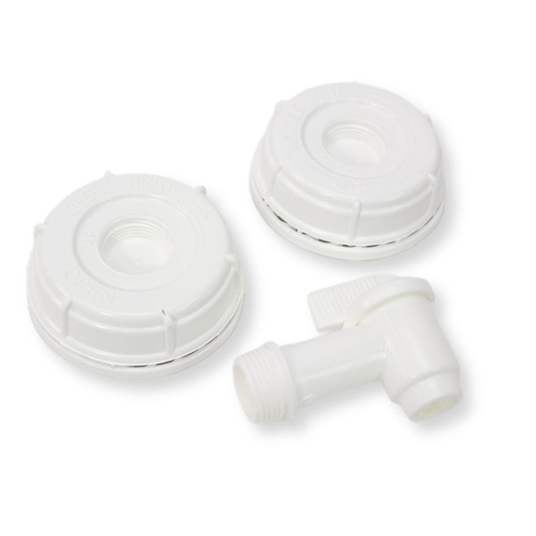 Aguaprep 70mm gasketed cap close-up ensuring a secure seal and easy pouring.
