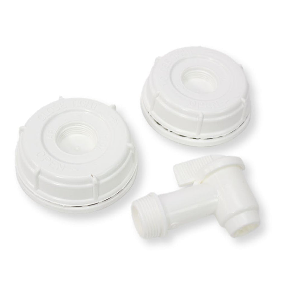 Aguaprep 70mm gasketed cap close-up ensuring a secure seal and easy pouring.