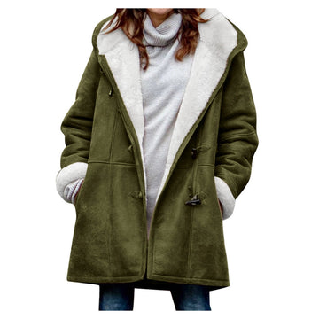 AI'MOURI windproof sherpa-lined outerwear front view highlights tailored fit and warm comfort