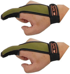 AirFly anti-slip glove palm-grip for secure casting on wet rods.