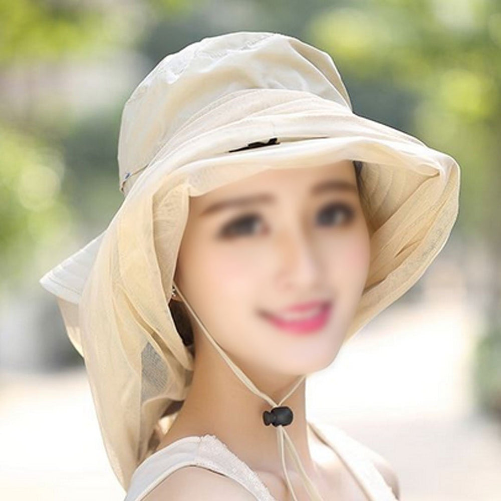 Aisi adjustable chin strap keeps the hat securely in place.