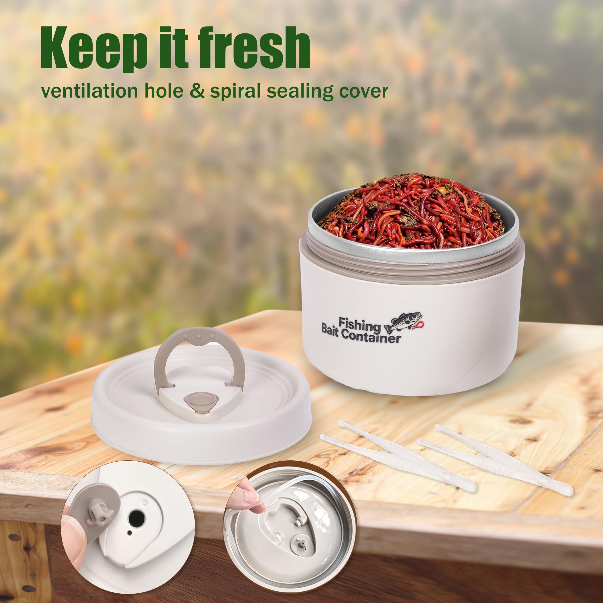 Compact portable bait tank with built-in handle