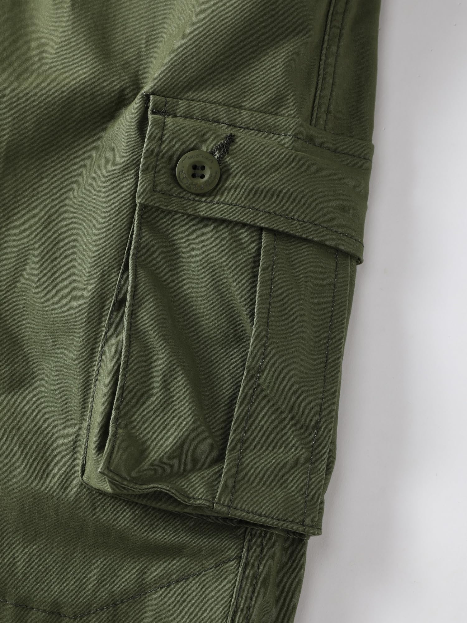 AKHIKING women's cargo pants rear-pockets green emphasizing storage capacity