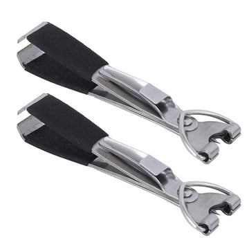 Akozon 4-in-1 fly line clippers in use for clean cuts and knot prep.