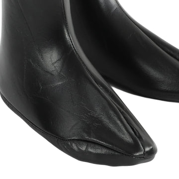 Akozon easy-on, easy-off zipper design for quick wear