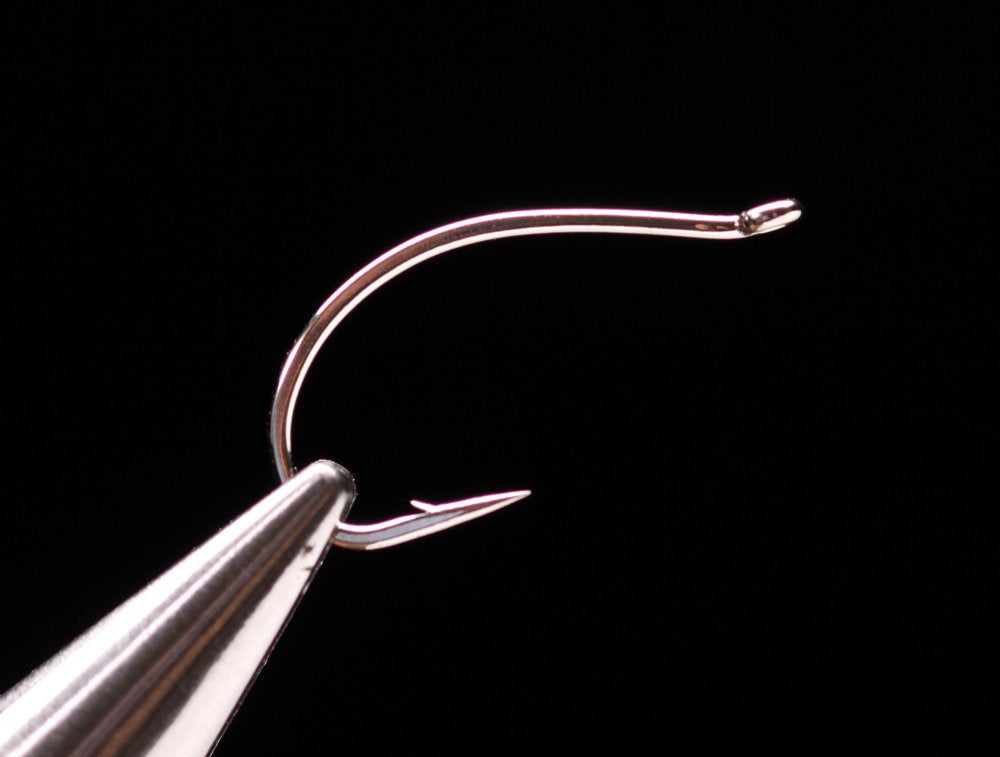 Alec Jackson Chironomid Hooks #17 close-up shows a sharp needle point for precise tying.