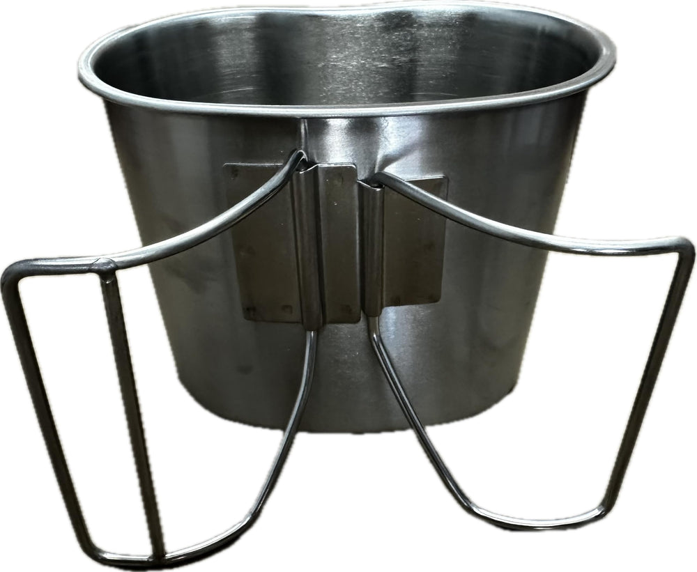 ALFA1 GI canteen electro-polished surface reflects light with high-quality finish.