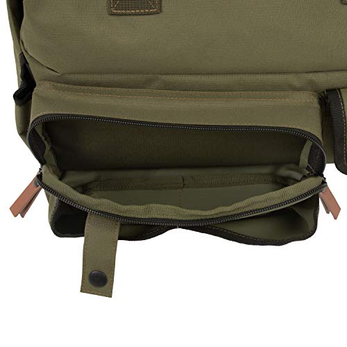 Main compartment zipper lock on Triumph Range Bag