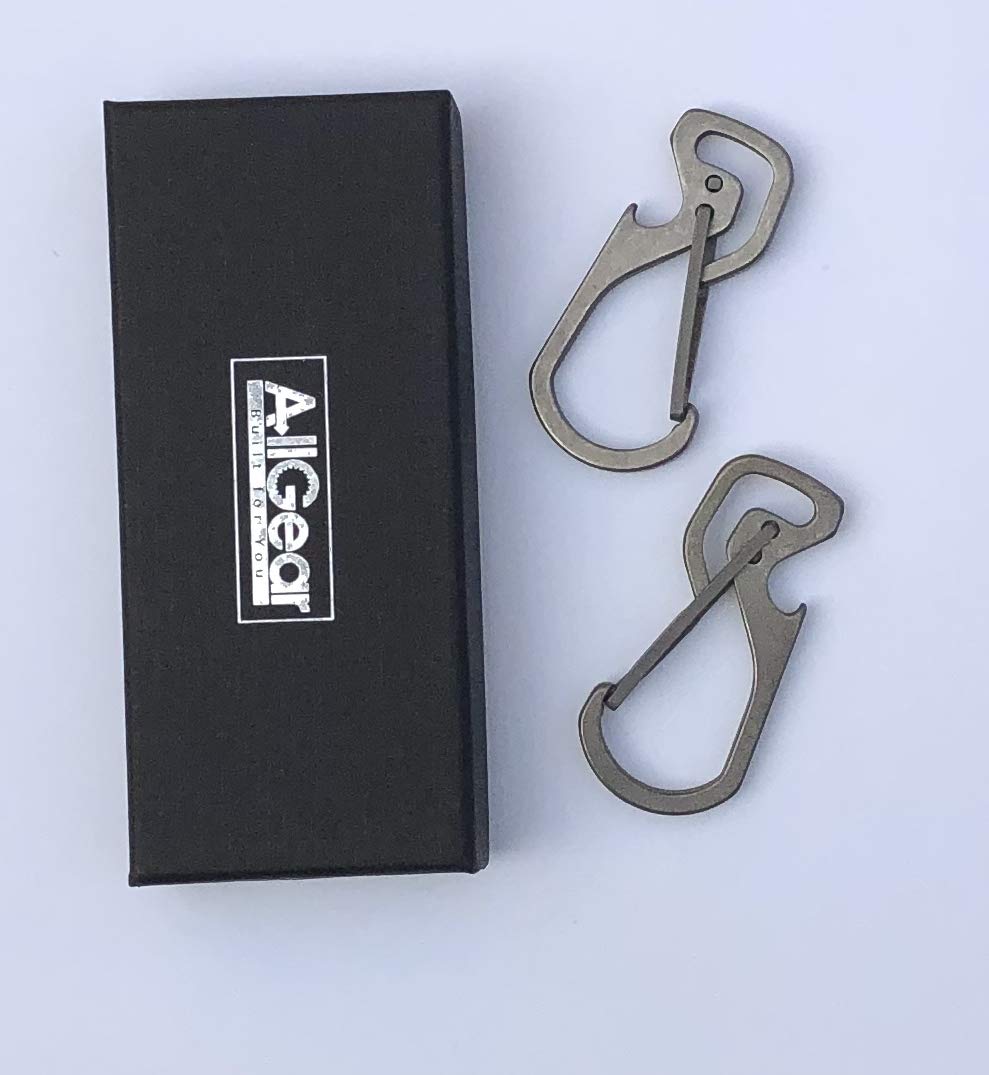 AllGear eco-packaging presents gift-ready titanium keychain set.