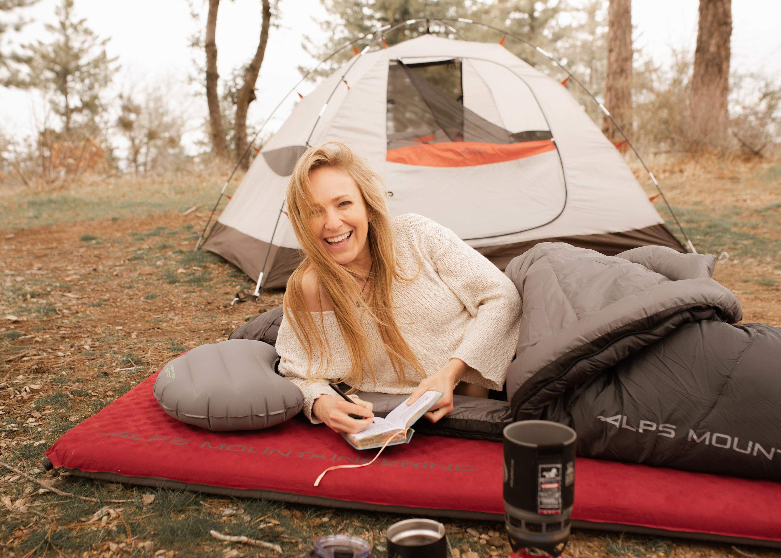 ALPS Apex Air Pad jet stream foam detail provides cushioned support