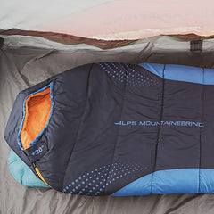 Blaze insulated chest baffle detail improves warmth and reduces drafts