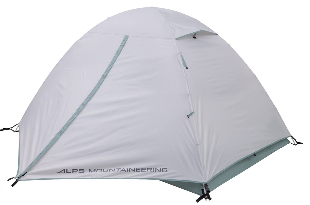 Felis 2 with aluminum poles ensures sturdy, lightweight shelter for two hikers.