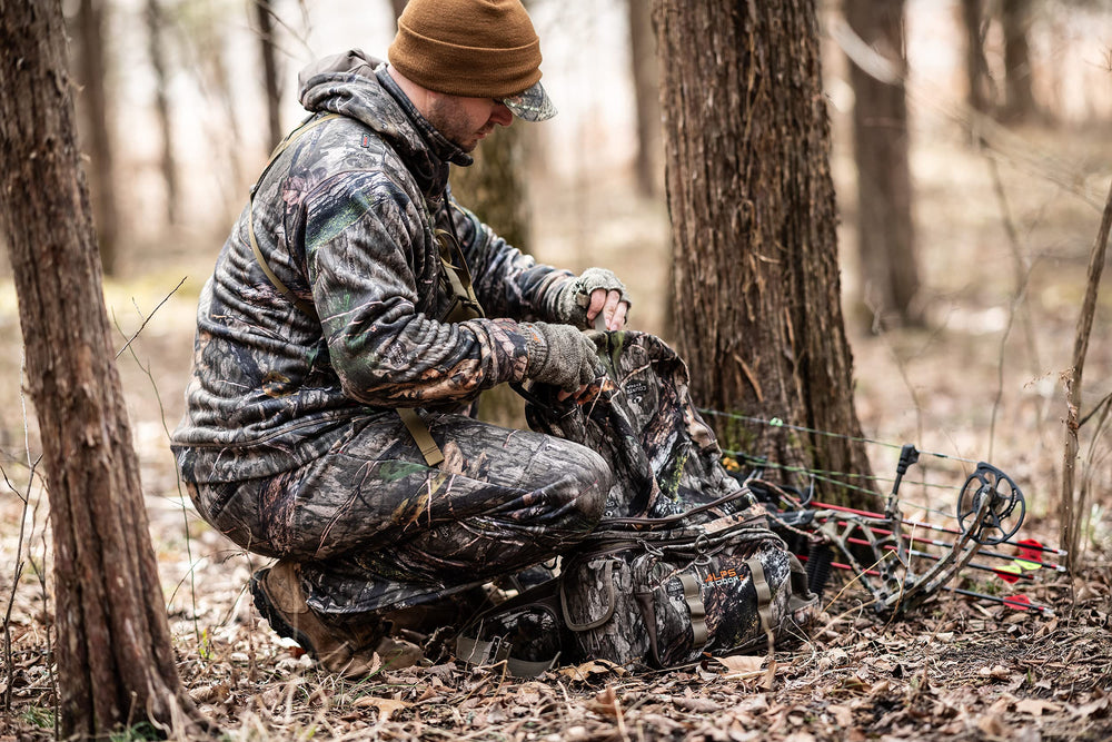 ALPS OutdoorZ Big Bear large main compartment for organized gear on hunts.