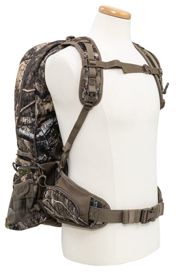 ALPS OutdoorZ Big Bear fanny pack holds essentials within 800 cu in on quick trips.