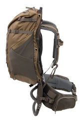 Front zipper access on Commander Lite for quick gear retrieval