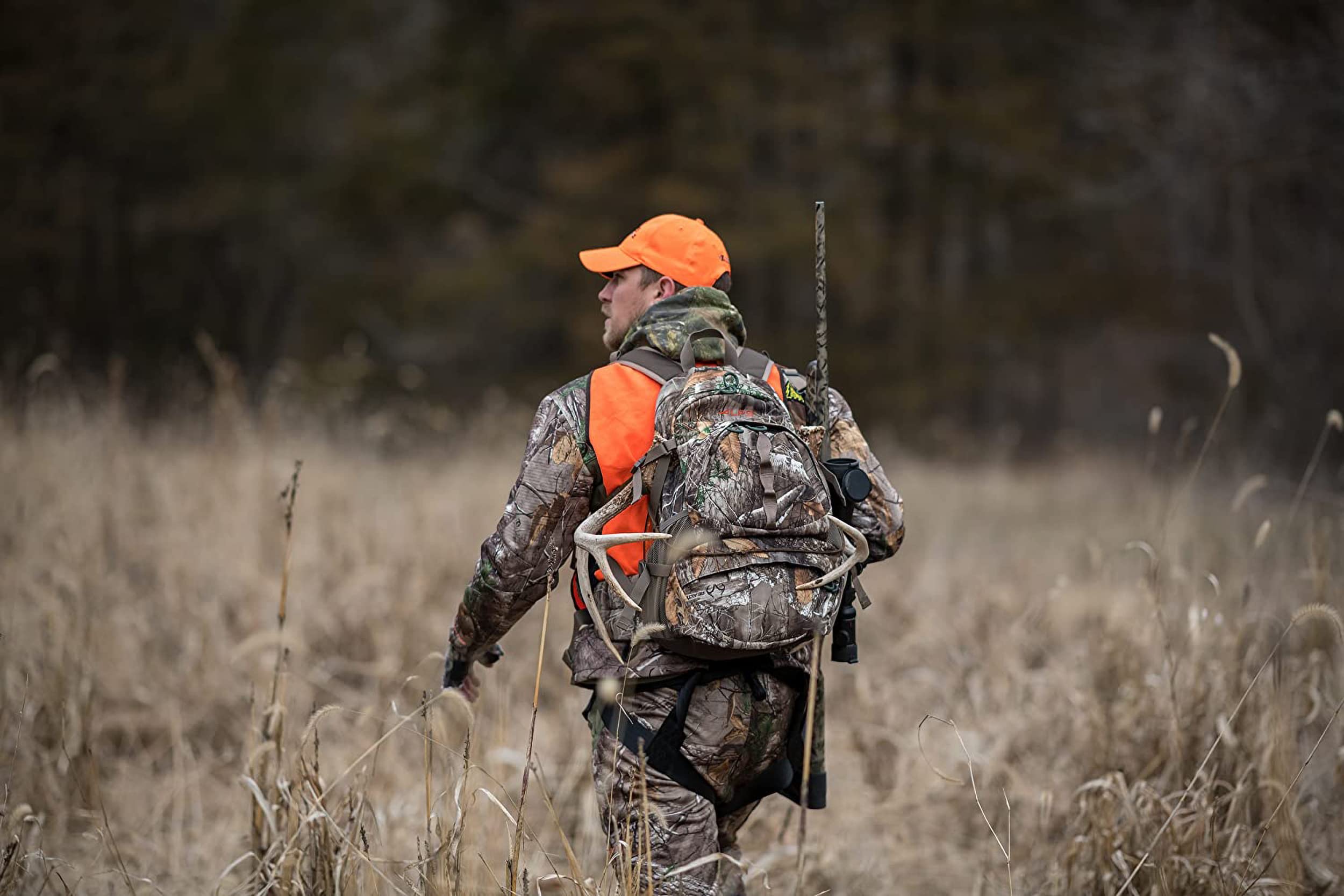 ALPS OutdoorZ Dark Timber Pack Realtree Edge camo blends with environments