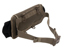 ALPS OutdoorZ waist belt and top clips enable secure wader attachment and comfortable wear.