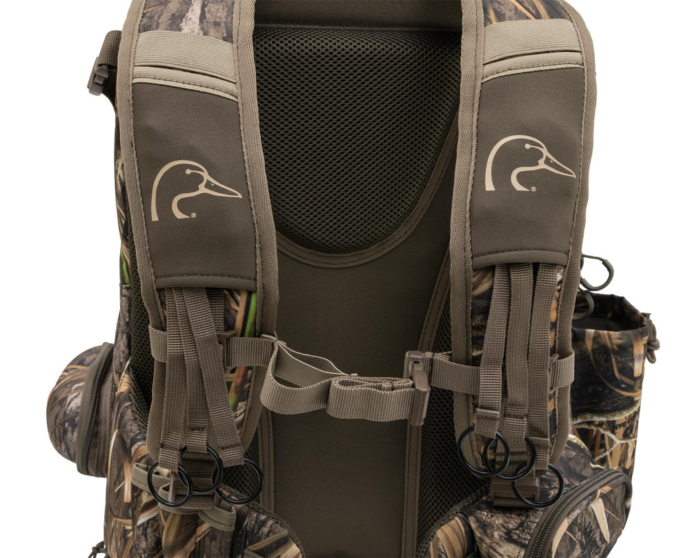 ALPS OutdoorZ bag features two main compartments with airflow back for organized gear comfort.