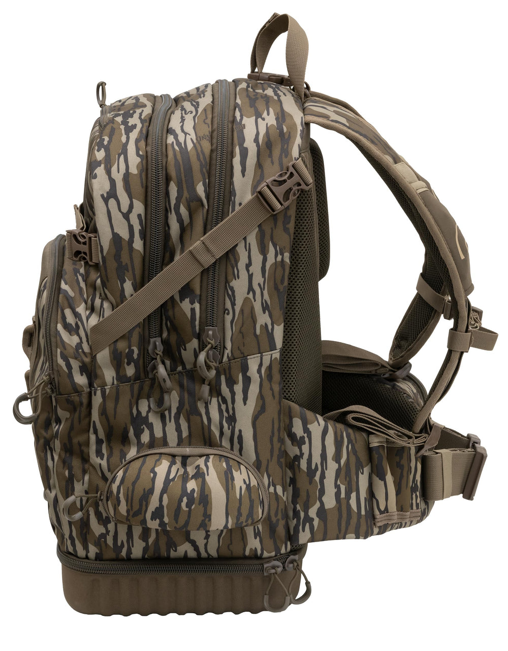 Exterior pocket setup with three choke tube holders for on-the-go adjustments.