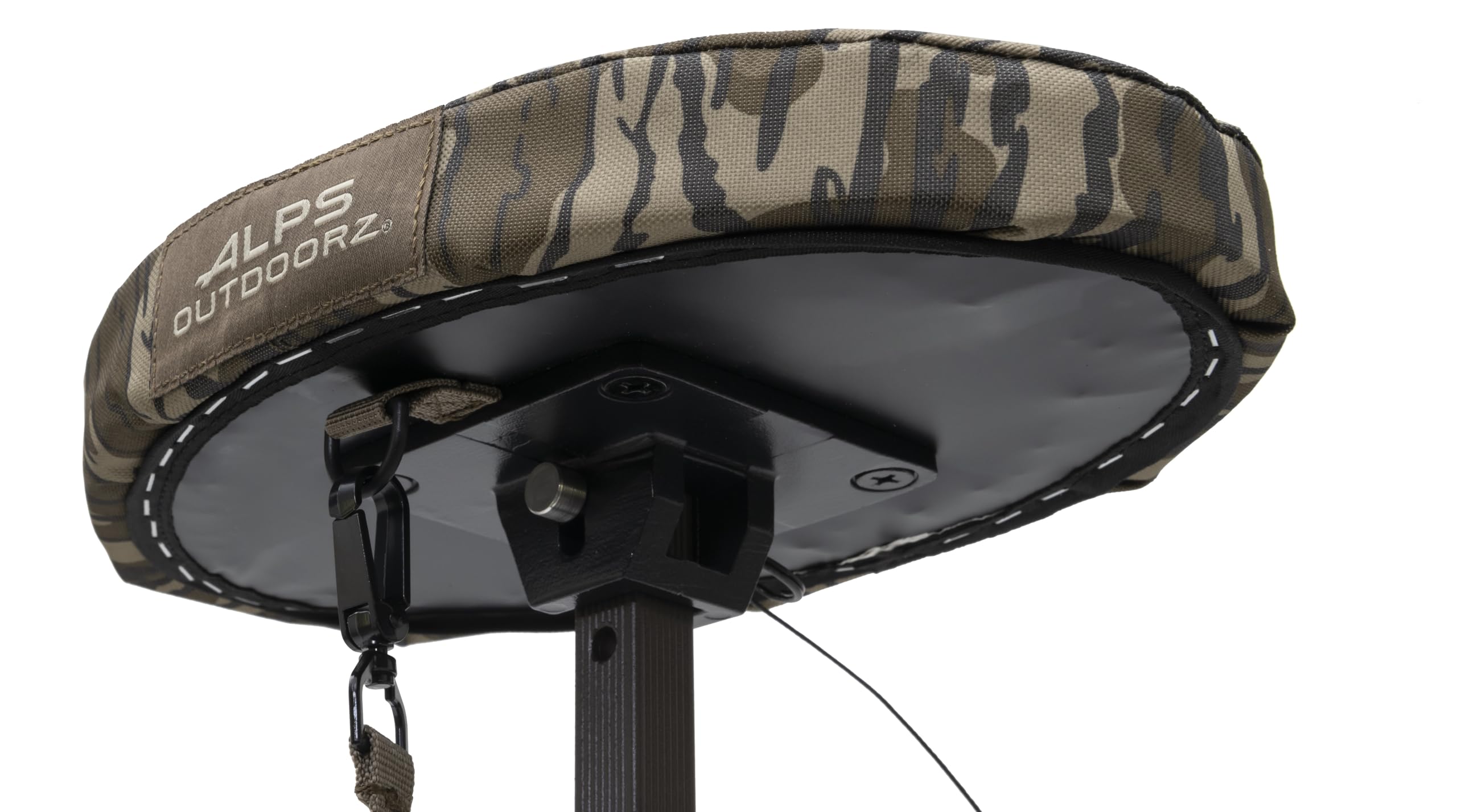 Close-up of Mossy Oak pattern on ALPS OutdoorZ Ducks Unlimited Wetland Seat