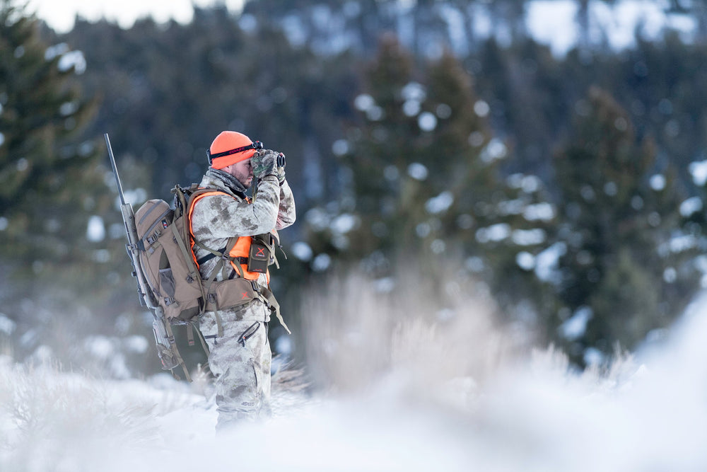 ALPS OutdoorZ Extreme Hybrid X H2O pocket keeps water accessible on treks