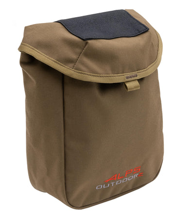 ALPS OutdoorZ Extreme Upland Vest Outfitter Pocket front view, showing compact 150 cu in capacity for shells