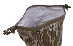 Oval flat bottom design helps the bag stand upright during loading.