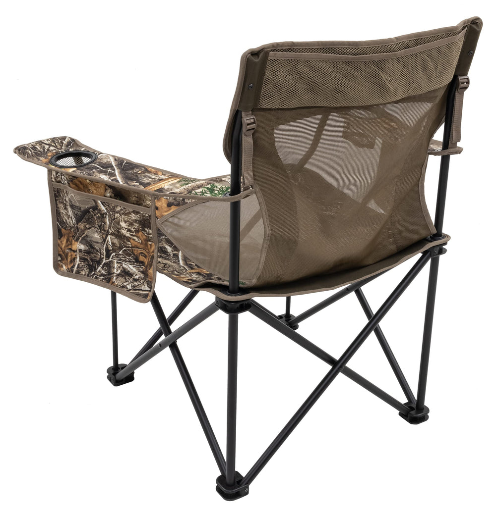 TechMesh center on King Kong Chair enhances airflow during warm outdoor sessions.