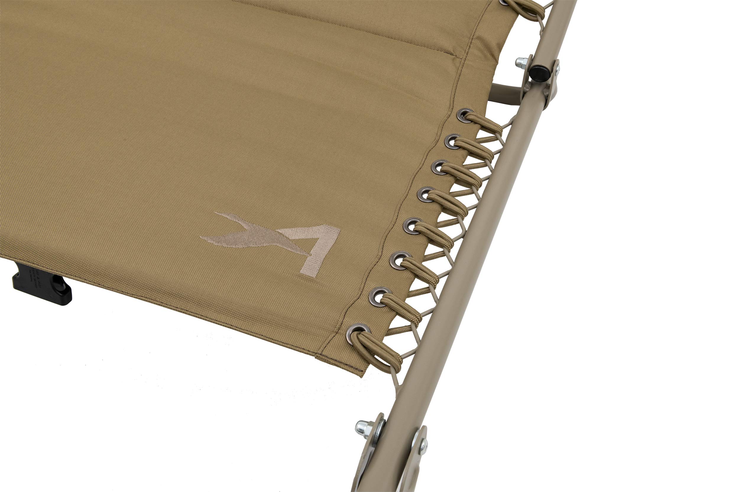 ALPS OutdoorZ Snow Goose Chair weighs about 11 lb 8 oz for easy setup.
