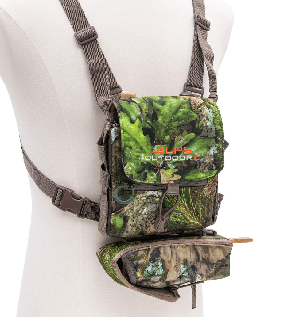 Two side mesh pockets on ALPS OutdoorZ Vantage for diaphragm calls