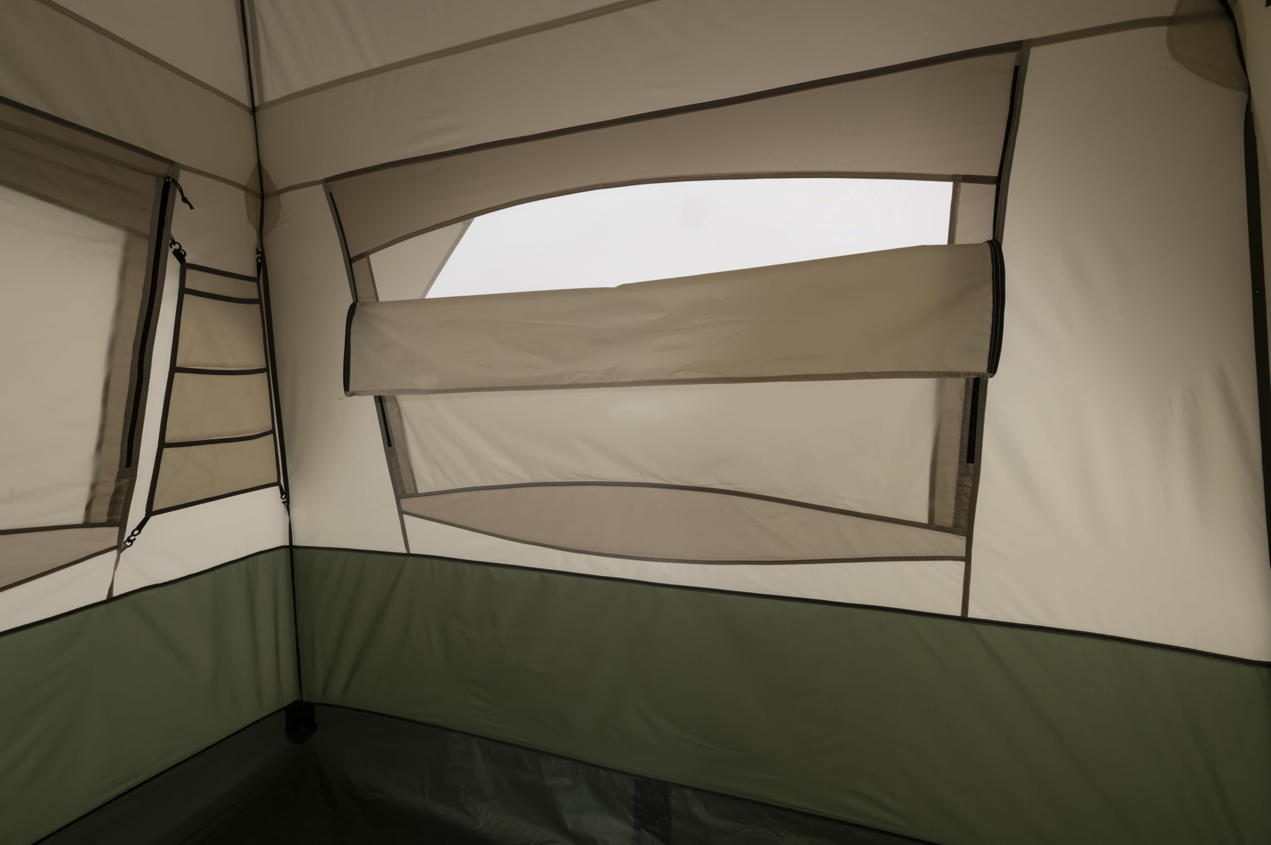 Hub-and-clip setup of ALPS Wildwood 4P tent for quick, sturdy pitching.